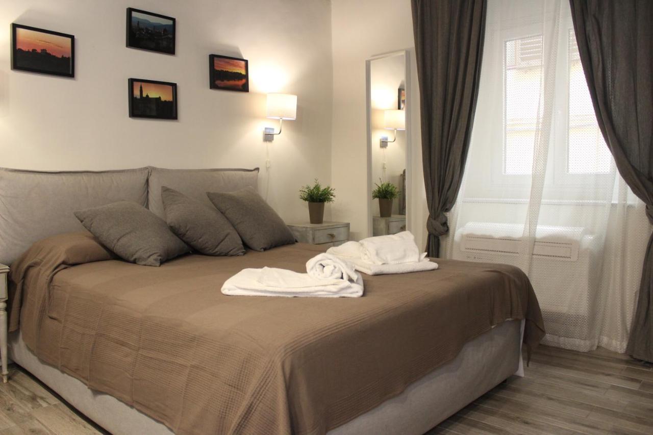Art Apartment Piccolo Rifugio Флоренція Екстер'єр фото